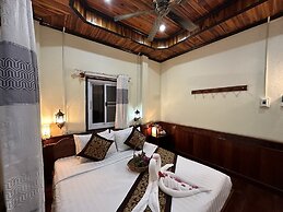 Villa Thida Mekong Riverside