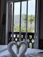 Villa Thida Mekong Riverside
