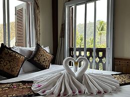 Villa Thida Mekong Riverside