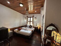 Villa Thida Mekong Riverside