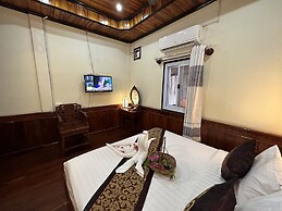 Villa Thida Mekong Riverside