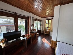 Villa Thida Mekong Riverside