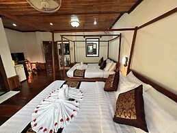 Villa Thida Mekong Riverside