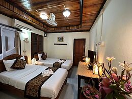 Villa Thida Mekong Riverside