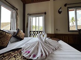 Villa Thida Mekong Riverside