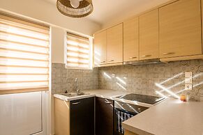 Marathon Luxury Suites - Schinias Beach