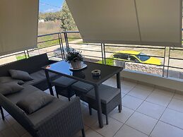 Marathon Luxury Suites - Schinias Beach