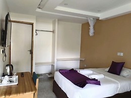 Fish Eagle Inn