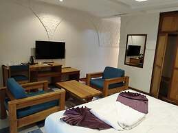 Fish Eagle Inn