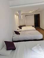 Fish Eagle Inn
