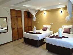 Fish Eagle Inn
