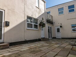 Flat 8