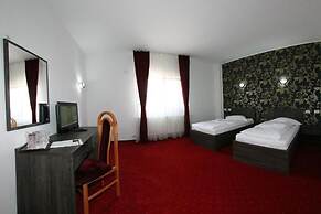 Hotel Rebis International