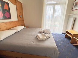 HOTEL REGINA DEL BOSCO