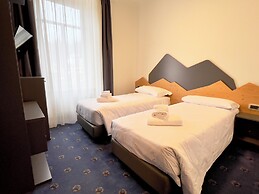 HOTEL REGINA DEL BOSCO