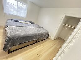 Housing Albert