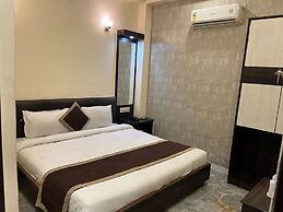 Hotel Raj Villas