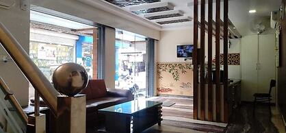 Hotel Raj Villas
