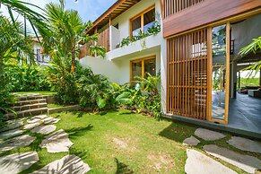 Villa Kauh - Luxury Tropical 5BR Villa