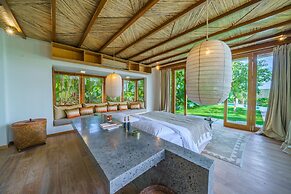 Villa Kauh - Luxury Tropical 5BR Villa