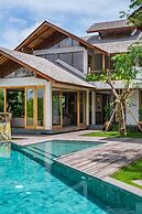 Villa Kauh - Luxury Tropical 5BR Villa