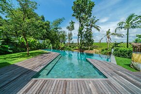 Villa Kauh - Luxury Tropical 5BR Villa