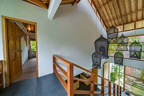 Villa Kauh - Luxury Tropical 5BR Villa