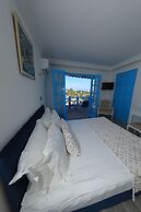 Bellapais Abbey Hotel