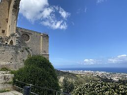 Bellapais Abbey Hotel