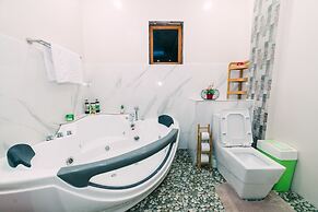 Denika's Suites