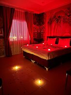 Nus Grand Hotel
