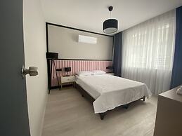 Via Suite