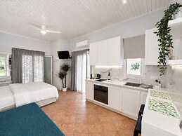Elena SeaFront Luxury Apartments