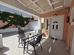 Elena SeaFront Luxury Apartments