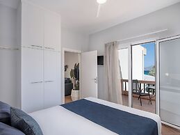 Elena SeaFront Luxury Apartments