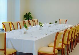 City Gate Hotel