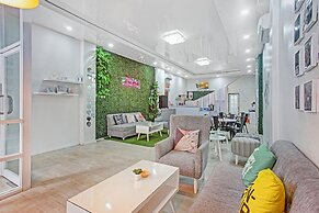 OYO 90399 Box House