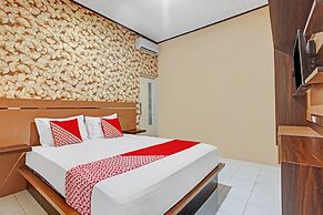 OYO 90399 Box House