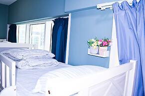 Hawana Hostel