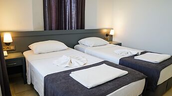 Berry Bella Hotel