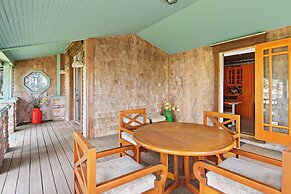 Avonlea Forest Hill Cottages