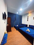 Nhan Tay Hostel