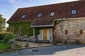 Newclose Farm - The Old Barn