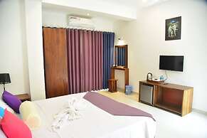 Eden Grand