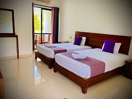 Eden Grand