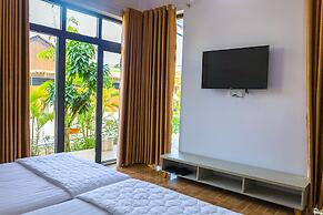 Lily Bungalow