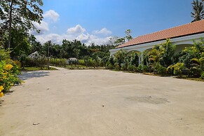 Lily Bungalow