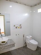 Lily Bungalow