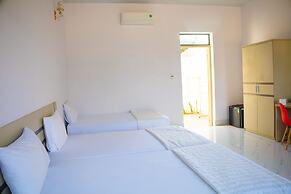 Lily Bungalow