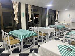 Lamera Hotel.